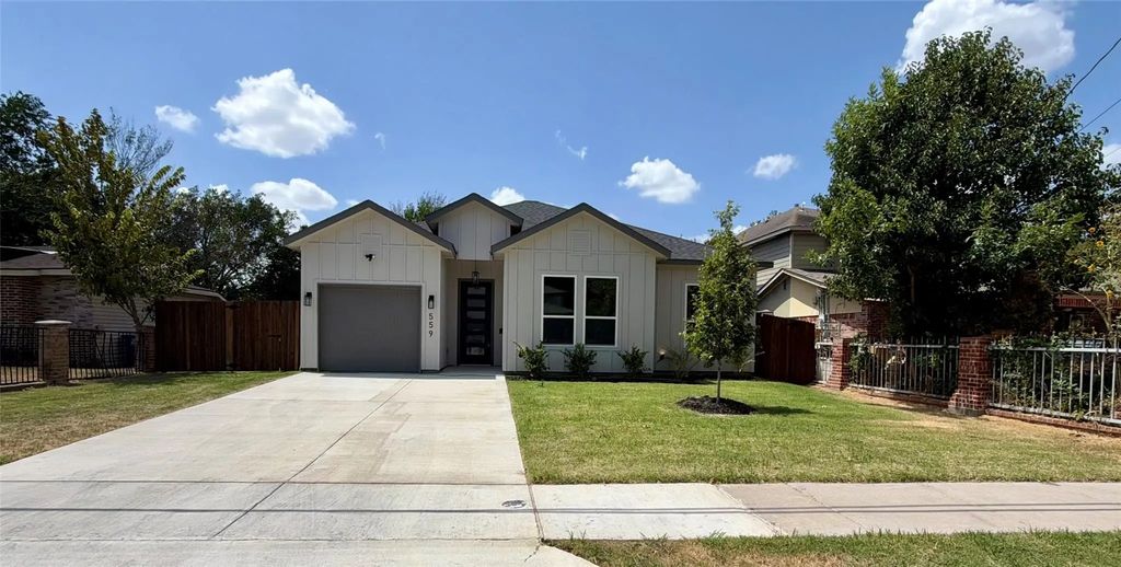 559 Pleasant Vista Drive, Dallas