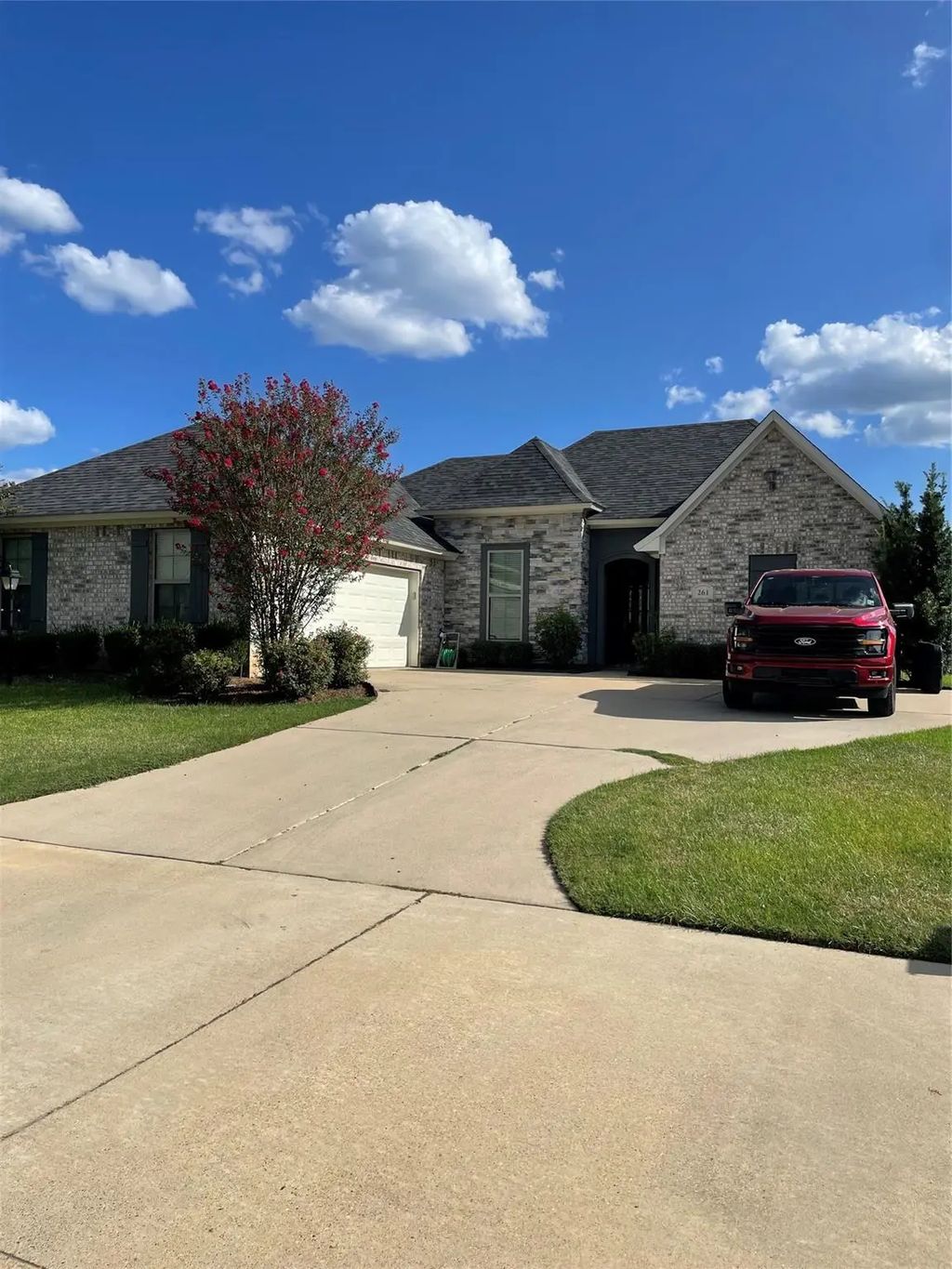 261 Evangeline Creek Unit 9, Shreveport