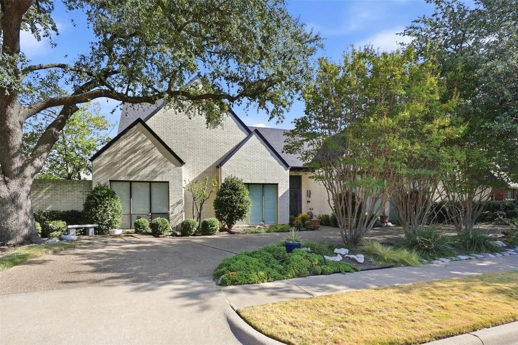 4609 Saxon Drive, Plano