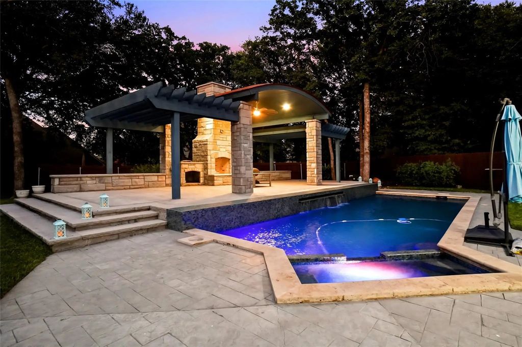 1409 Spars Court, Azle