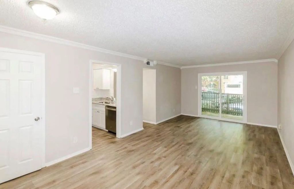 4859 Cedar Springs Road 152, Dallas