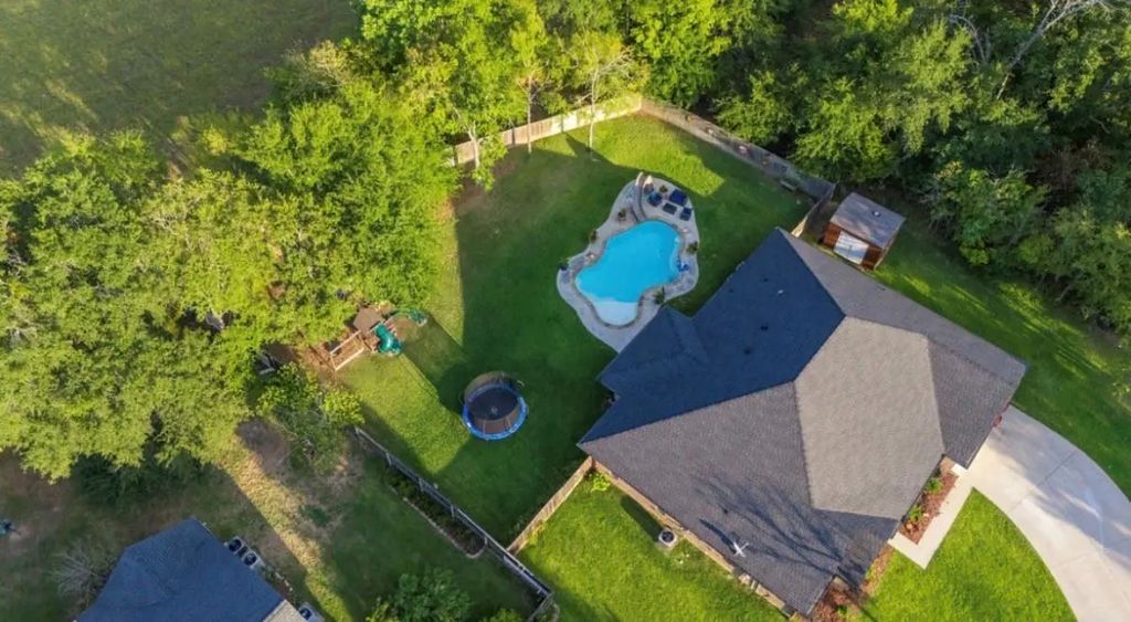 704 Kimberly Lane, Canton