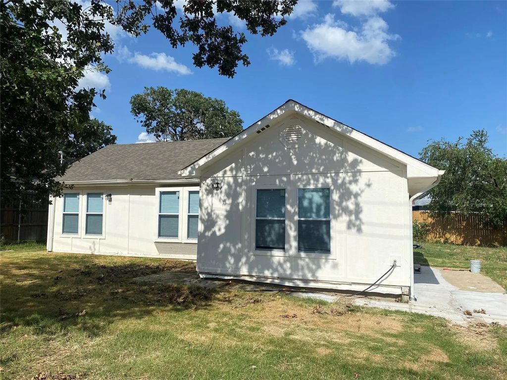 1206 Redbud Street, Little Elm
