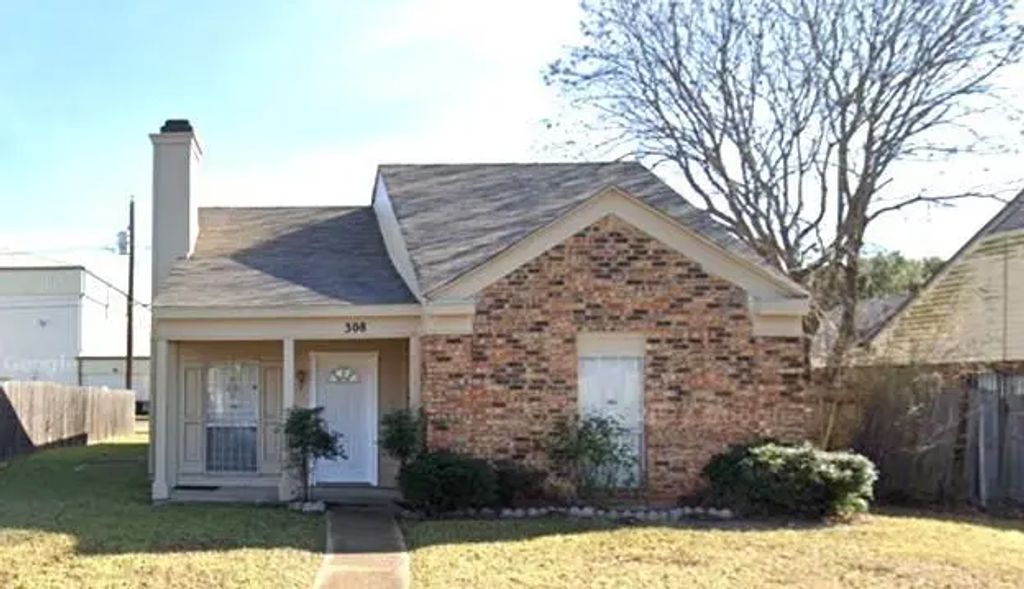 380 Ancestry Lane, Dallas