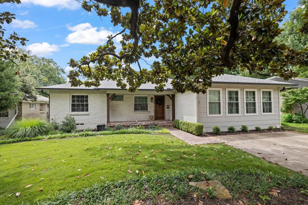 6616 Pimlico Drive, Dallas
