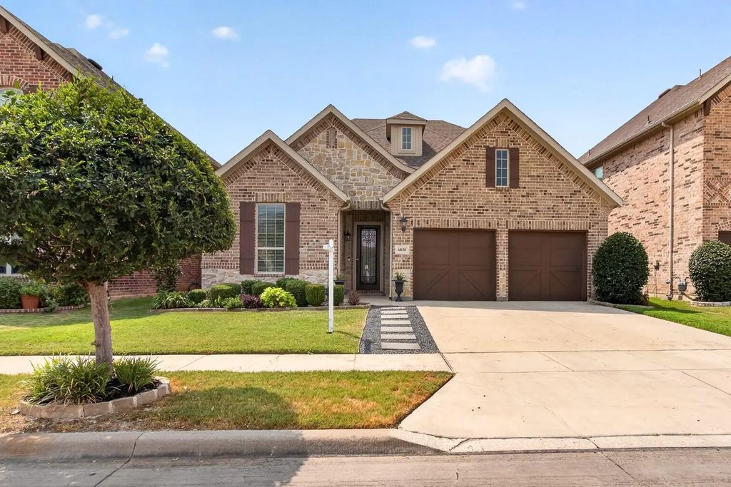 6820 Westbury Drive, North Richland Hills
