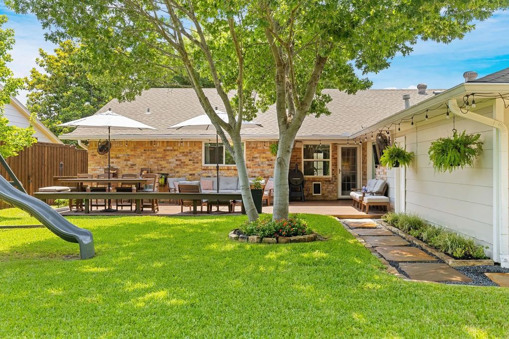 7617 La Risa Drive, Dallas
