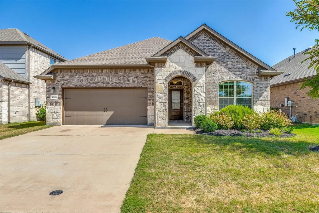 1016 Cobalt Drive, Celina