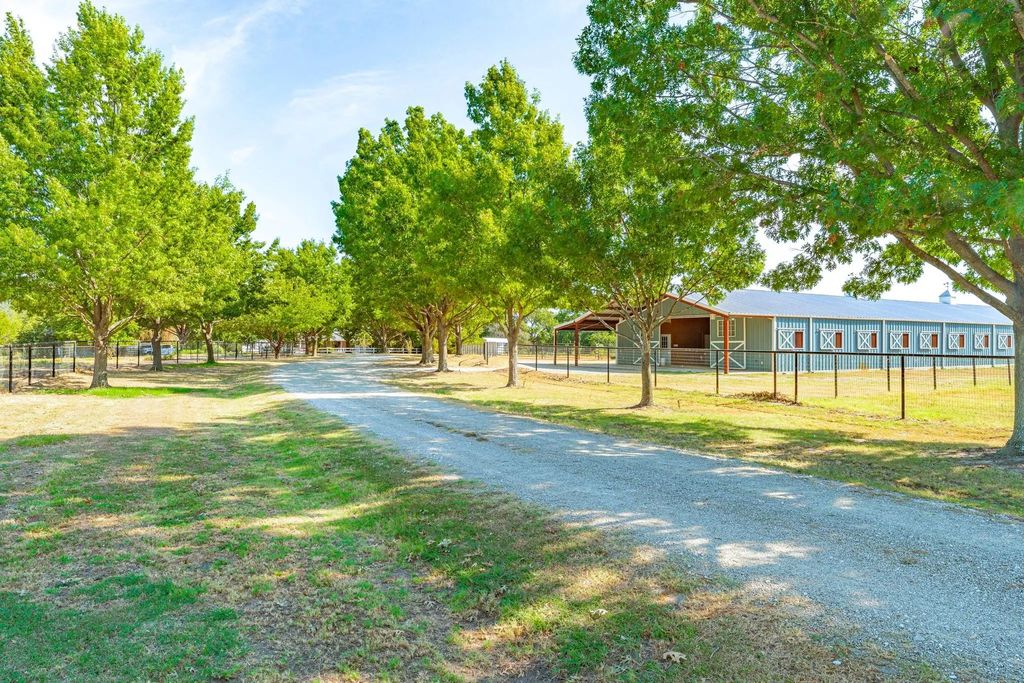 11217 Foutch Road, Pilot Point