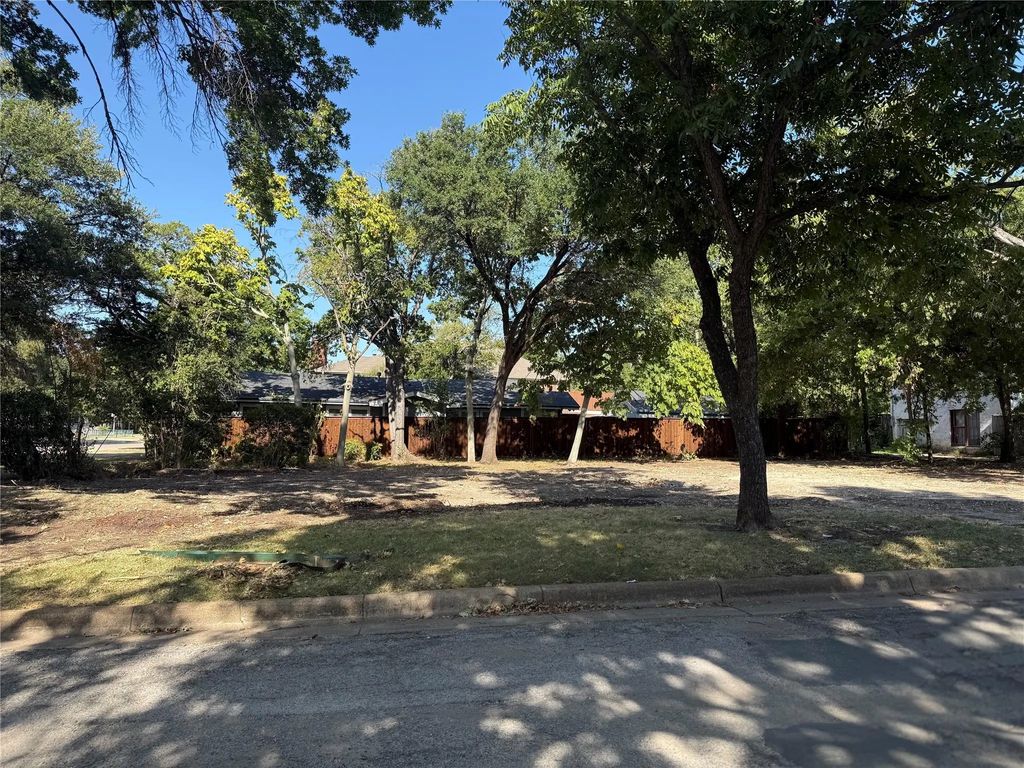 5100 Collinwood Avenue, Fort Worth