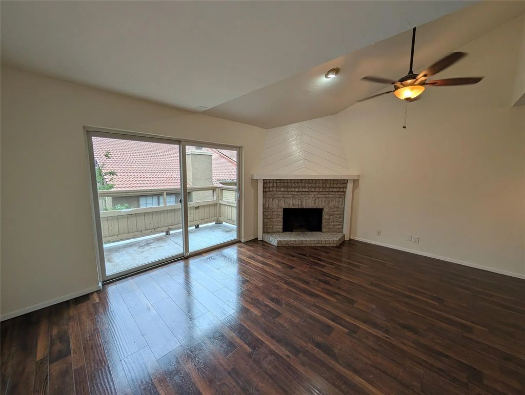 5200 Martel Avenue 11n, Dallas