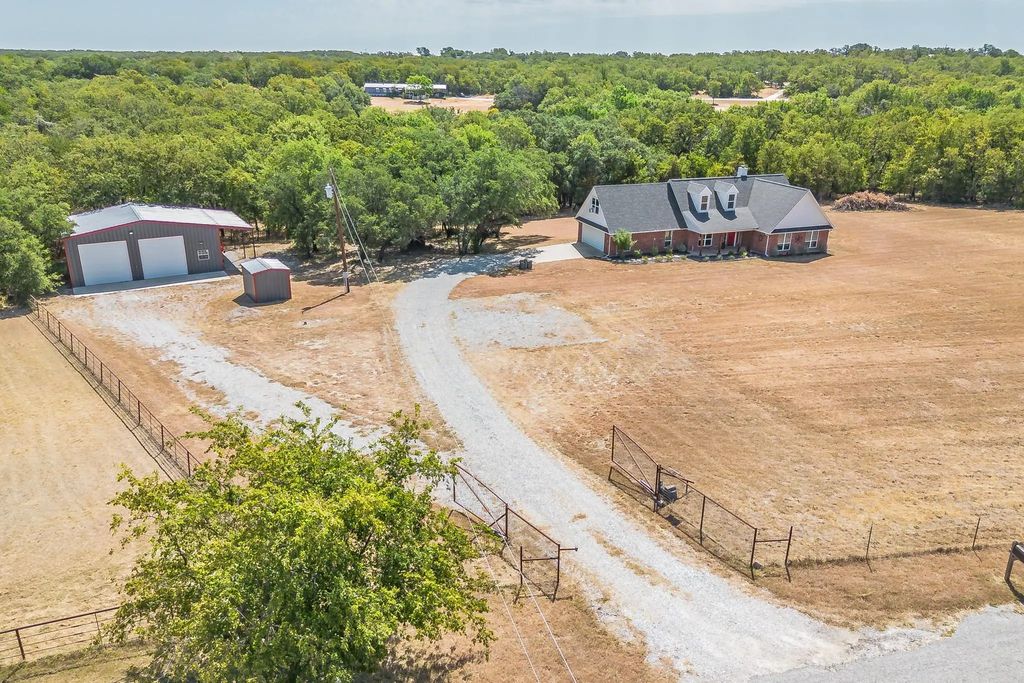 144 Love Trail Court, Paradise