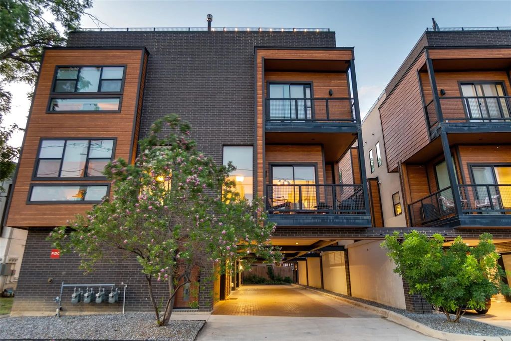429 W 9th Street 204, Dallas