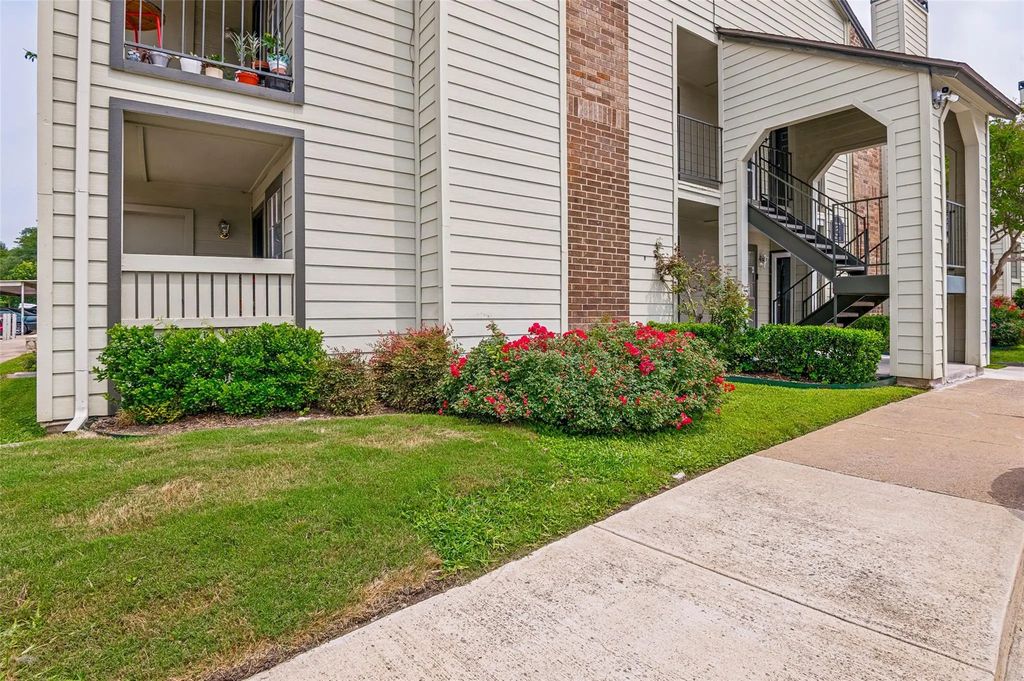 5981 Arapaho Road 309, Dallas