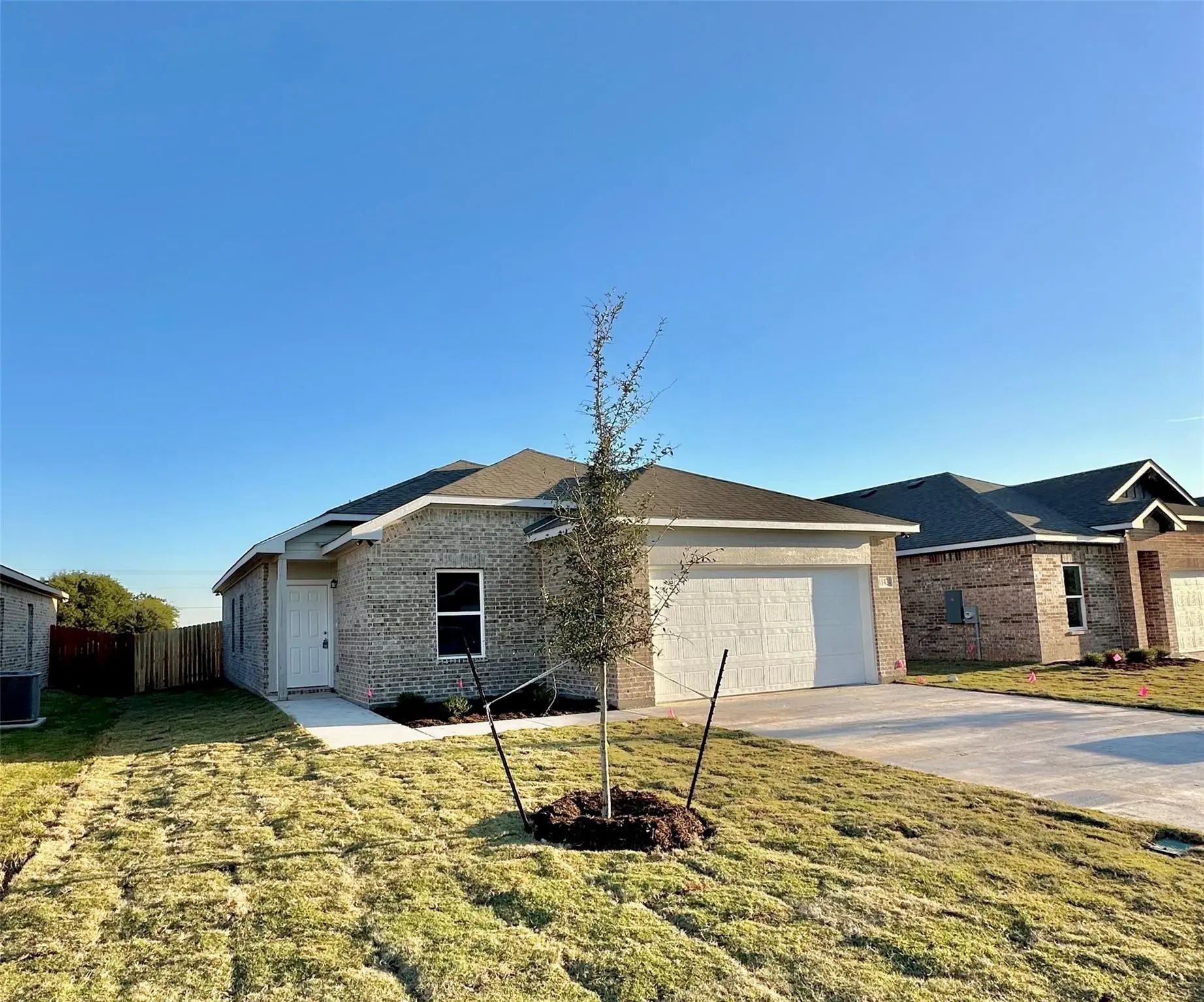 Photo of Listing #21362127