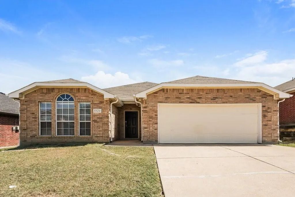 5924 Firethorn Drive, Dallas