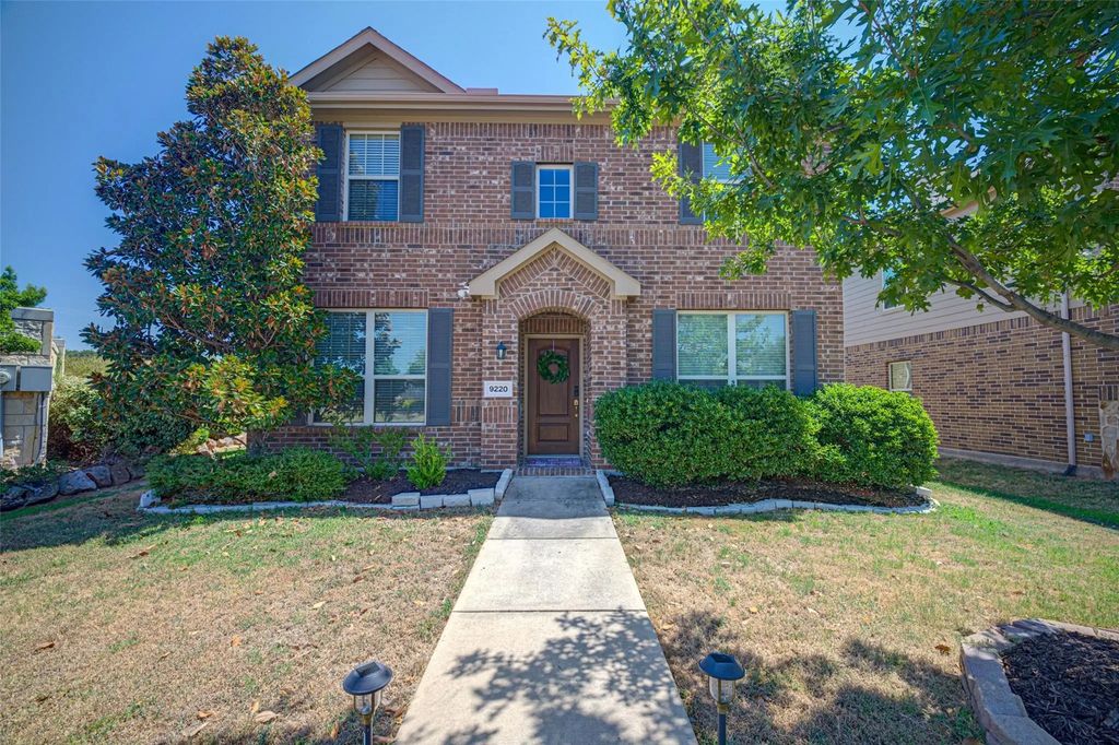 9220 Remington Drive, Aubrey