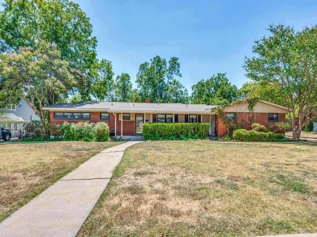 7040 Brooks Avenue, Richland Hills