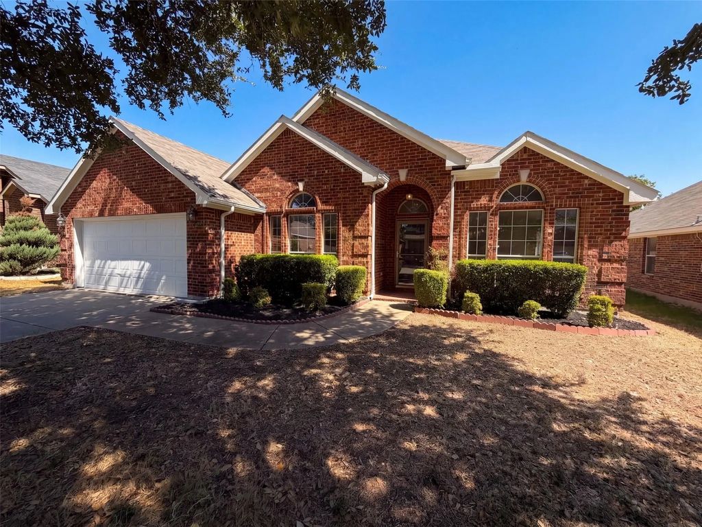 8526 Vista Grande Drive, Dallas