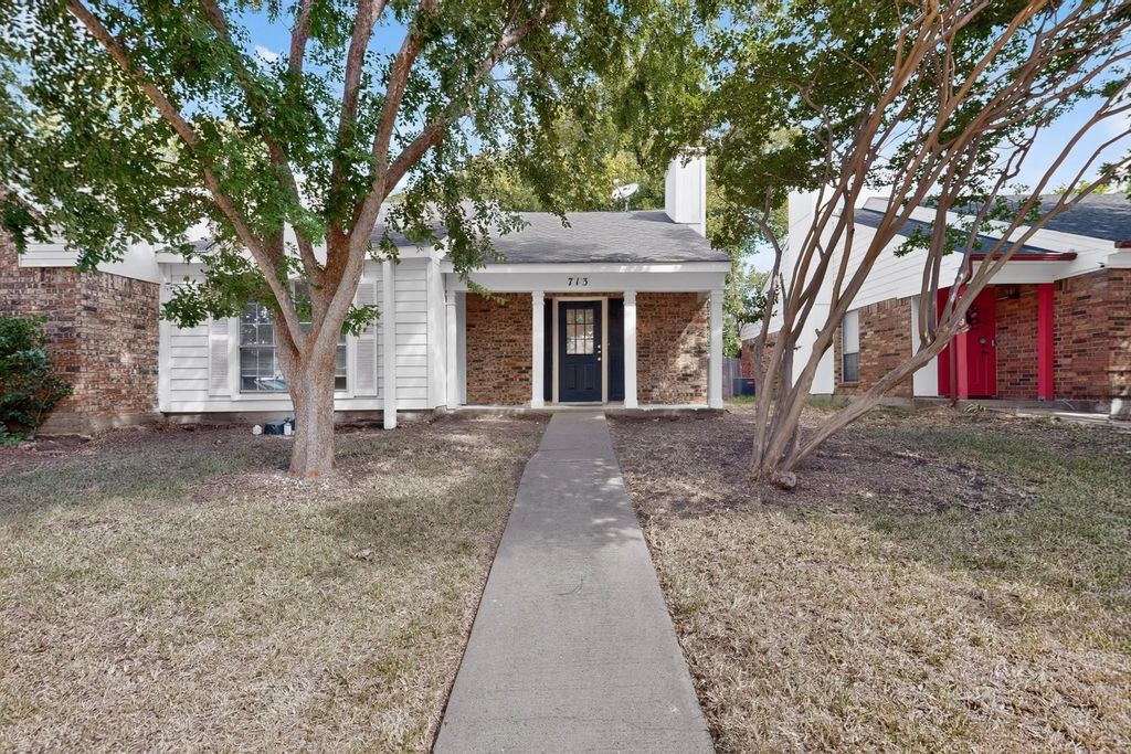 713 Denmark Drive, Mesquite