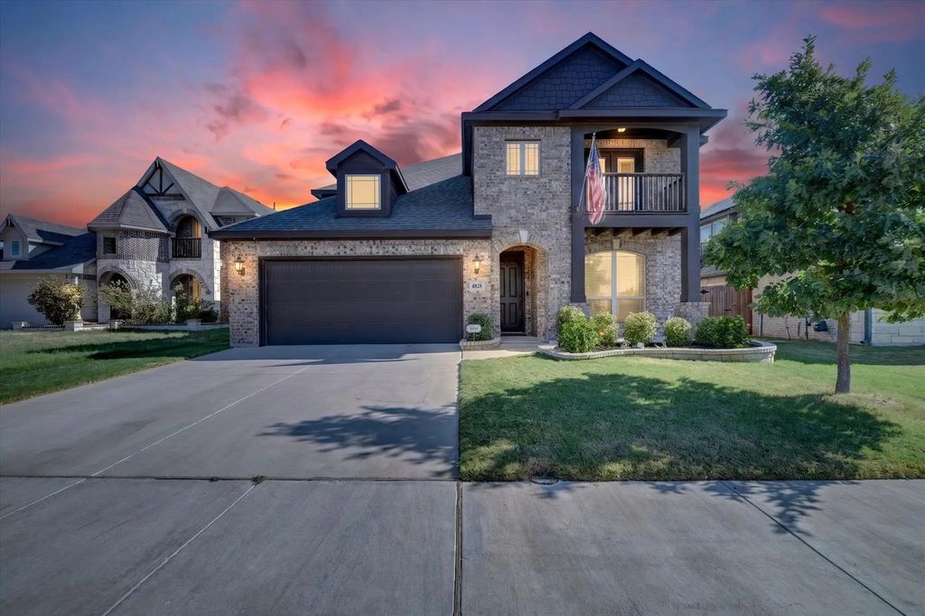 4828 Hazy Hollow Lane, Crowley
