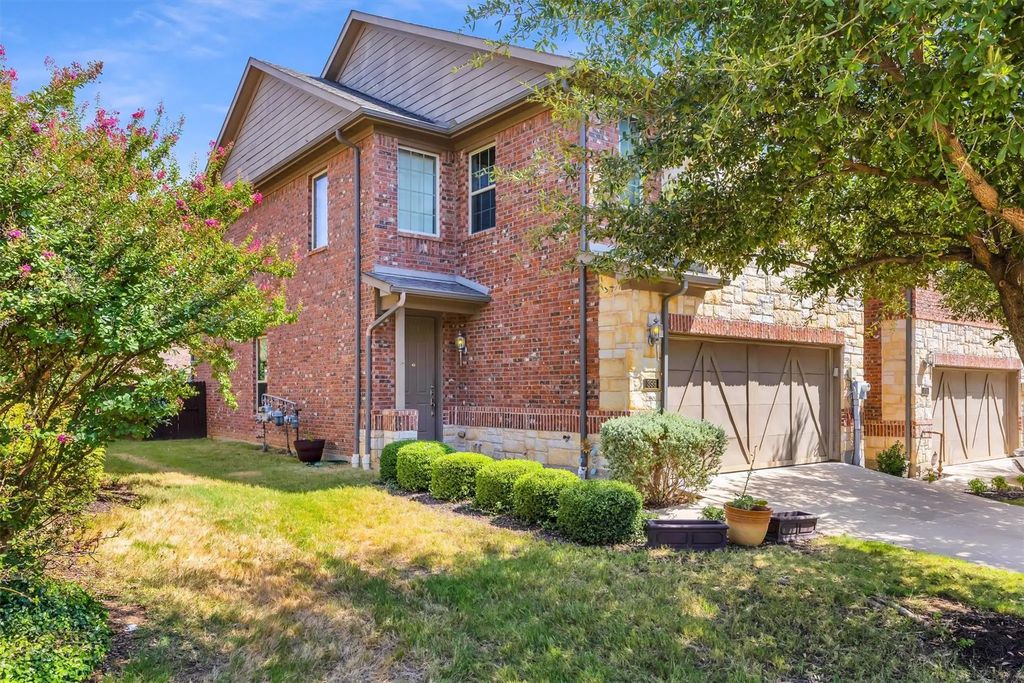 399 Teague Drive, Lewisville
