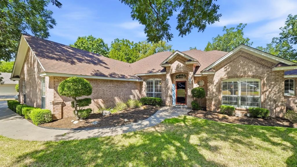 6021 Melrose Circle, Granbury