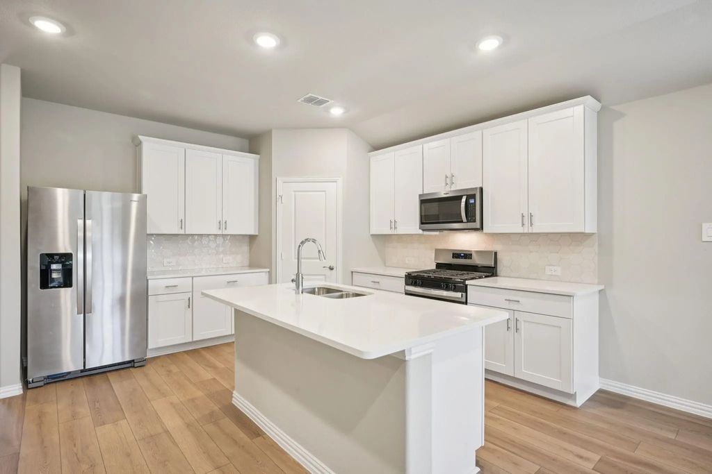 2102 Cottongrass Drive, Sherman
