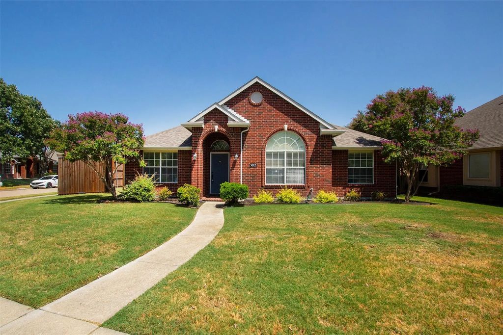 5812 Marrietta Drive, Frisco