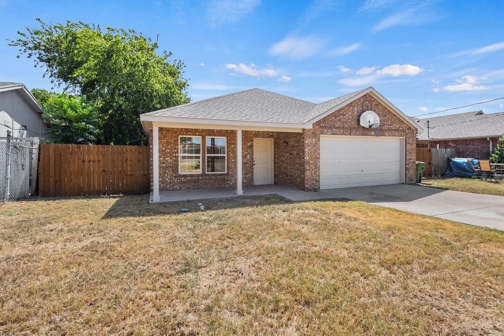 4920 S Peachtree Road, Balch Springs