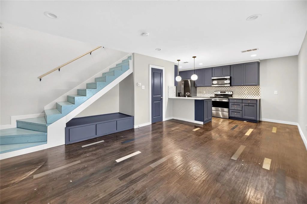 12834 Midway Road 2109, Dallas