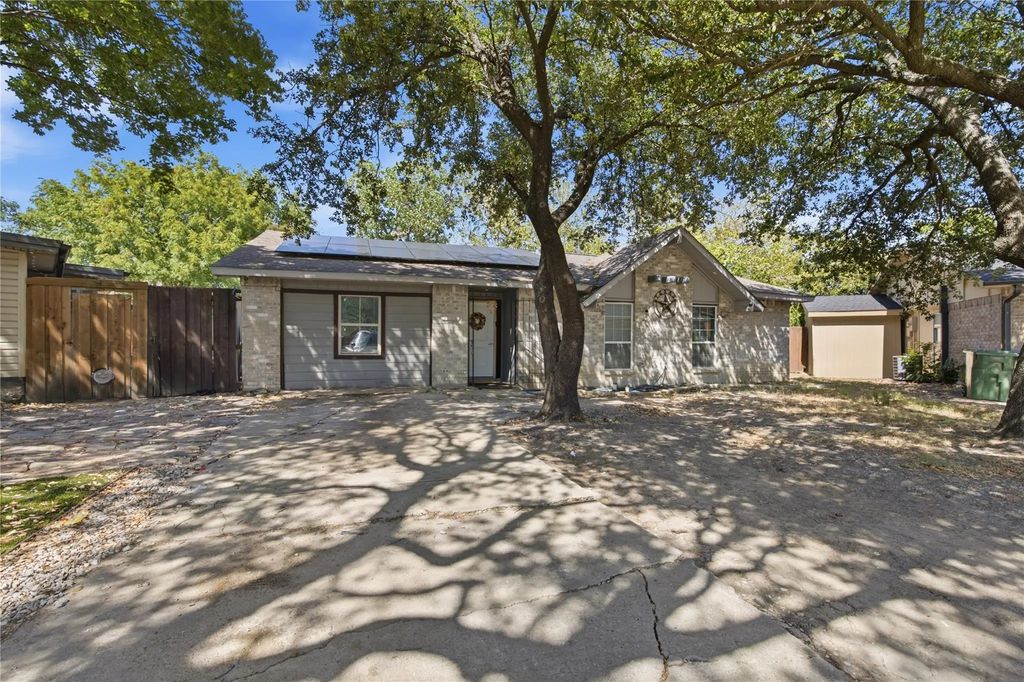 3156 Abbey Road, Carrollton