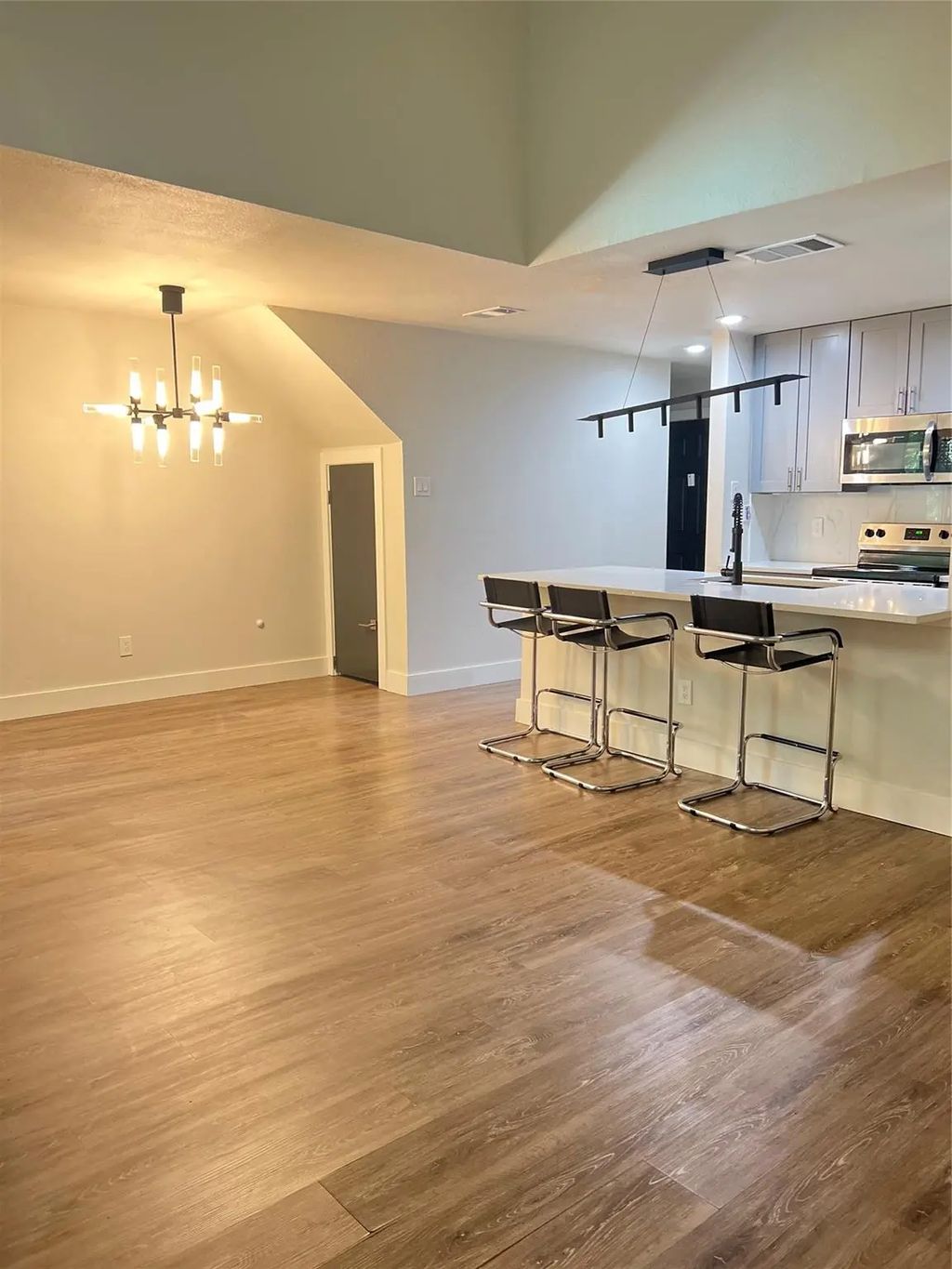 5840 Spring Valley Road 902, Dallas