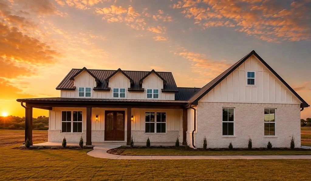 1371 County Road 1535, Bonham