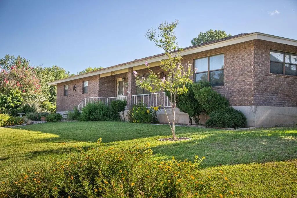1021 Avenue B, Fredericksburg