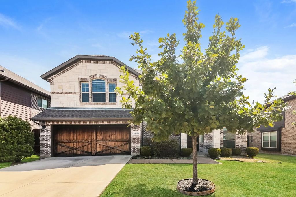 13624 Cortes De Pallas Drive, Little Elm