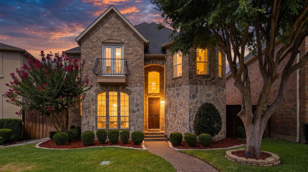 3315 Ricci Lane, Irving