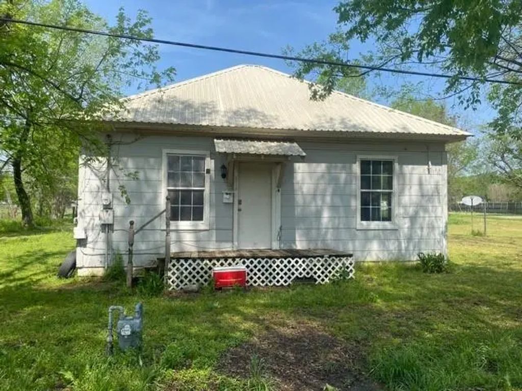 614 2nd Street, Kerens