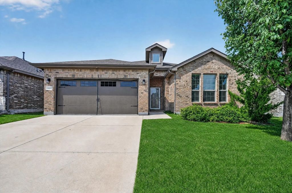 2405 Pambrooke Lane, Glenn Heights