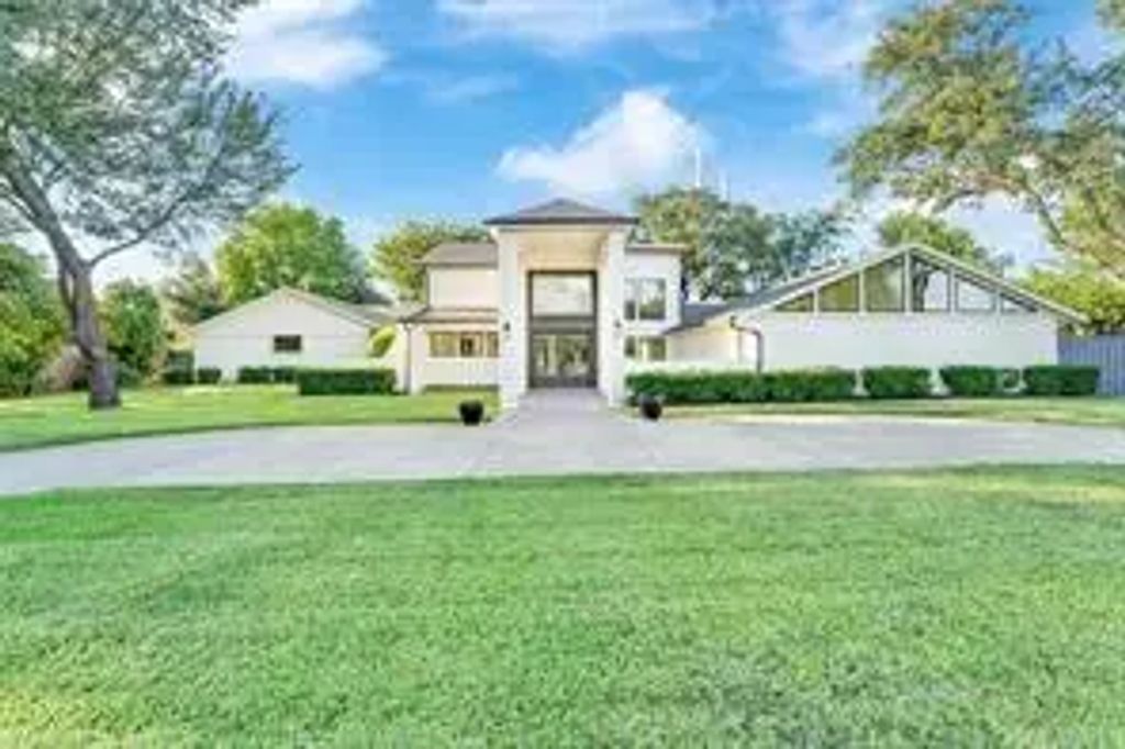 5533 Northaven Road, Dallas