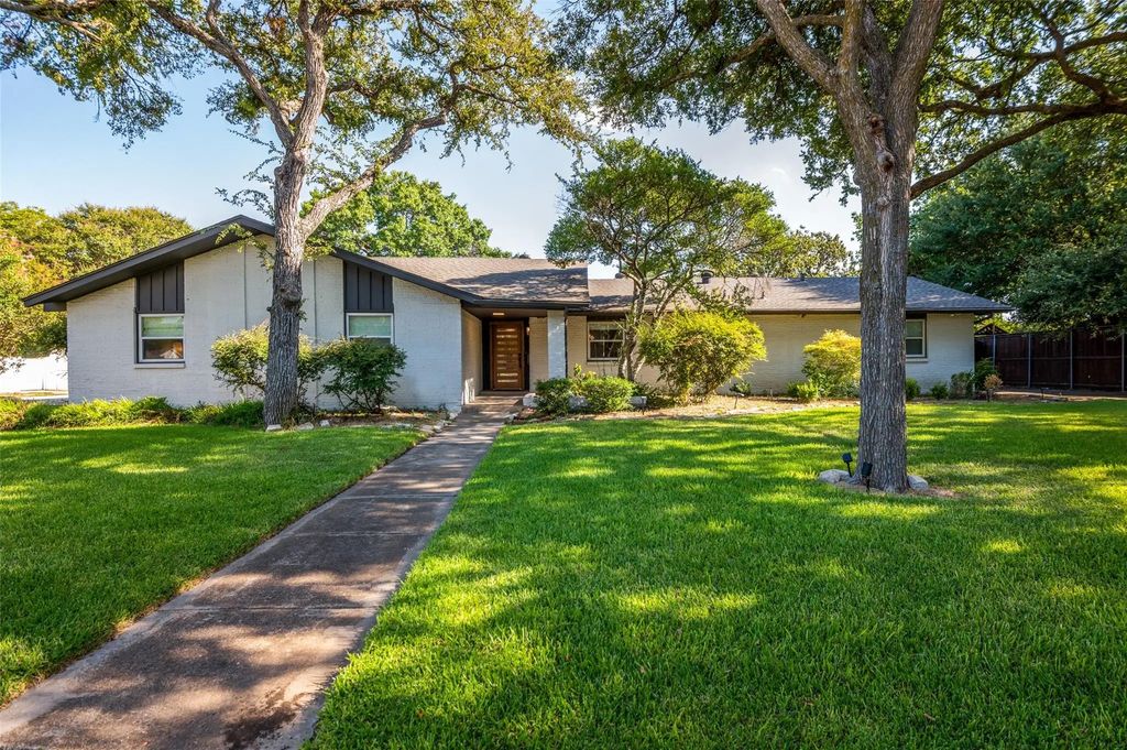 3980 Deep Valley Drive, Dallas