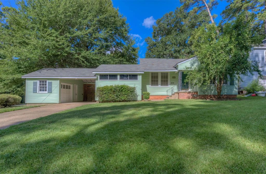 3956 Richmond Avenue, Shreveport