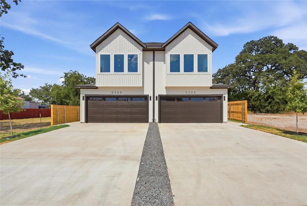 3300 S Harwood Street, Dallas