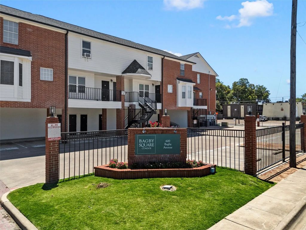 600 Bagby Avenue 6b, Waco