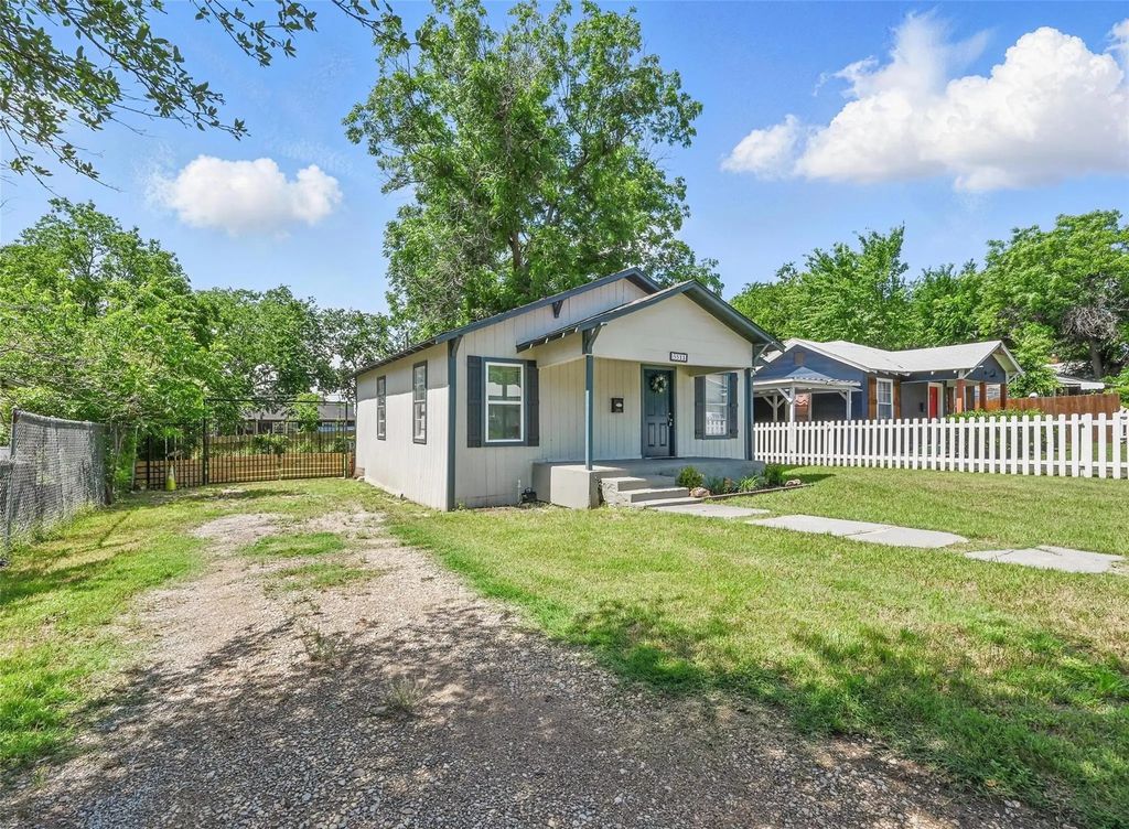 5511 Fletcher Avenue, Fort Worth