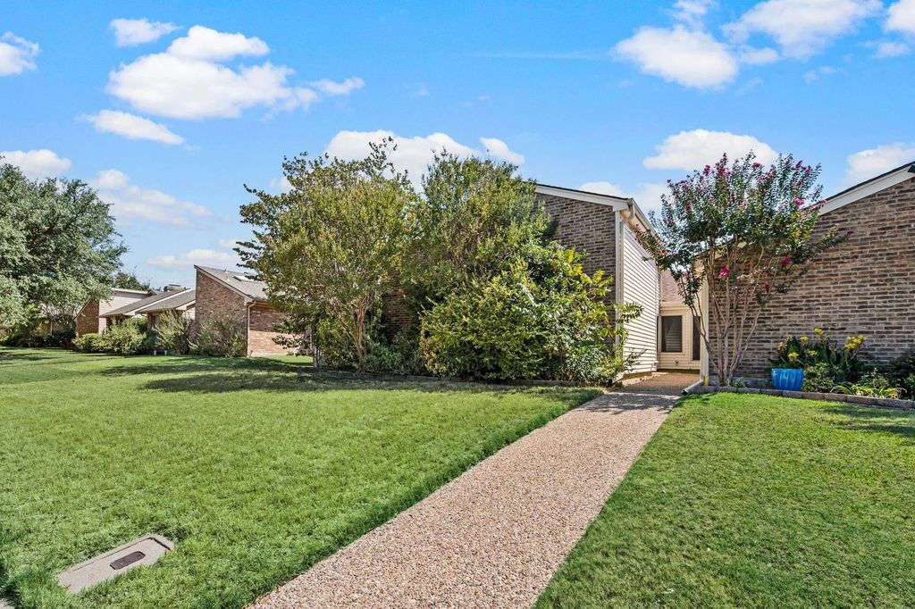16408 Lauder Lane, Dallas