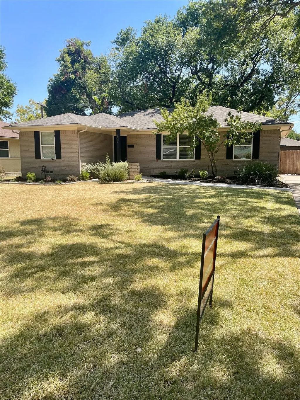 605 Devonshire Drive, Richardson