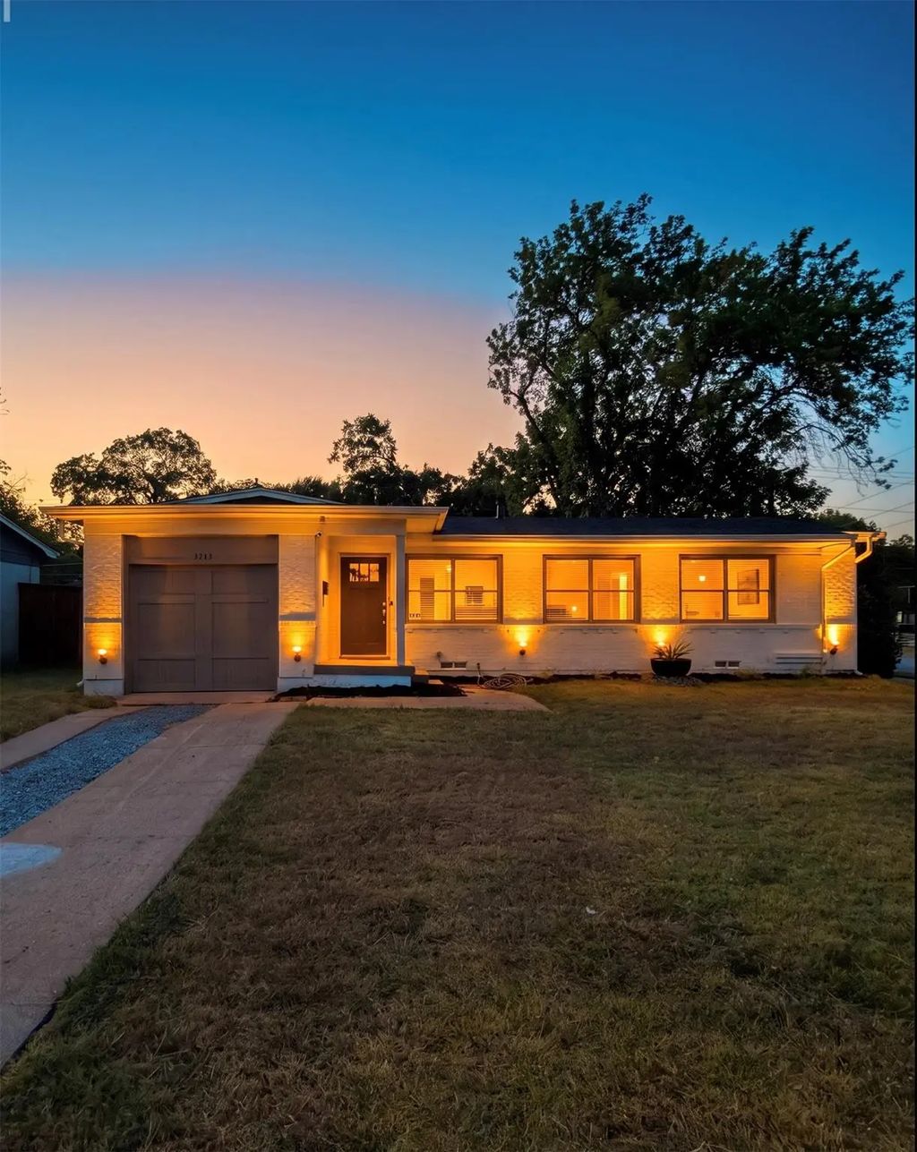 3243 Mayhew Drive, Dallas