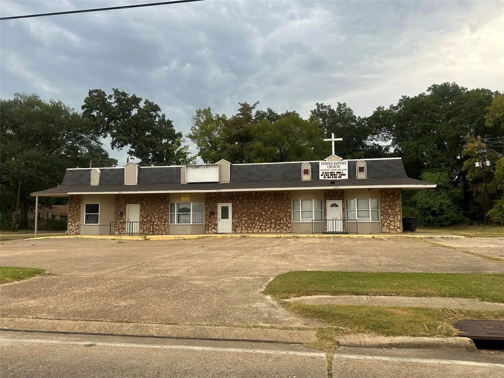 650 W 70th Street, Shreveport