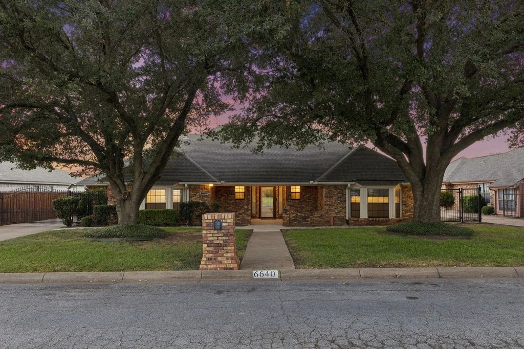 6640 Pleasant Ridge Drive, North Richland Hills